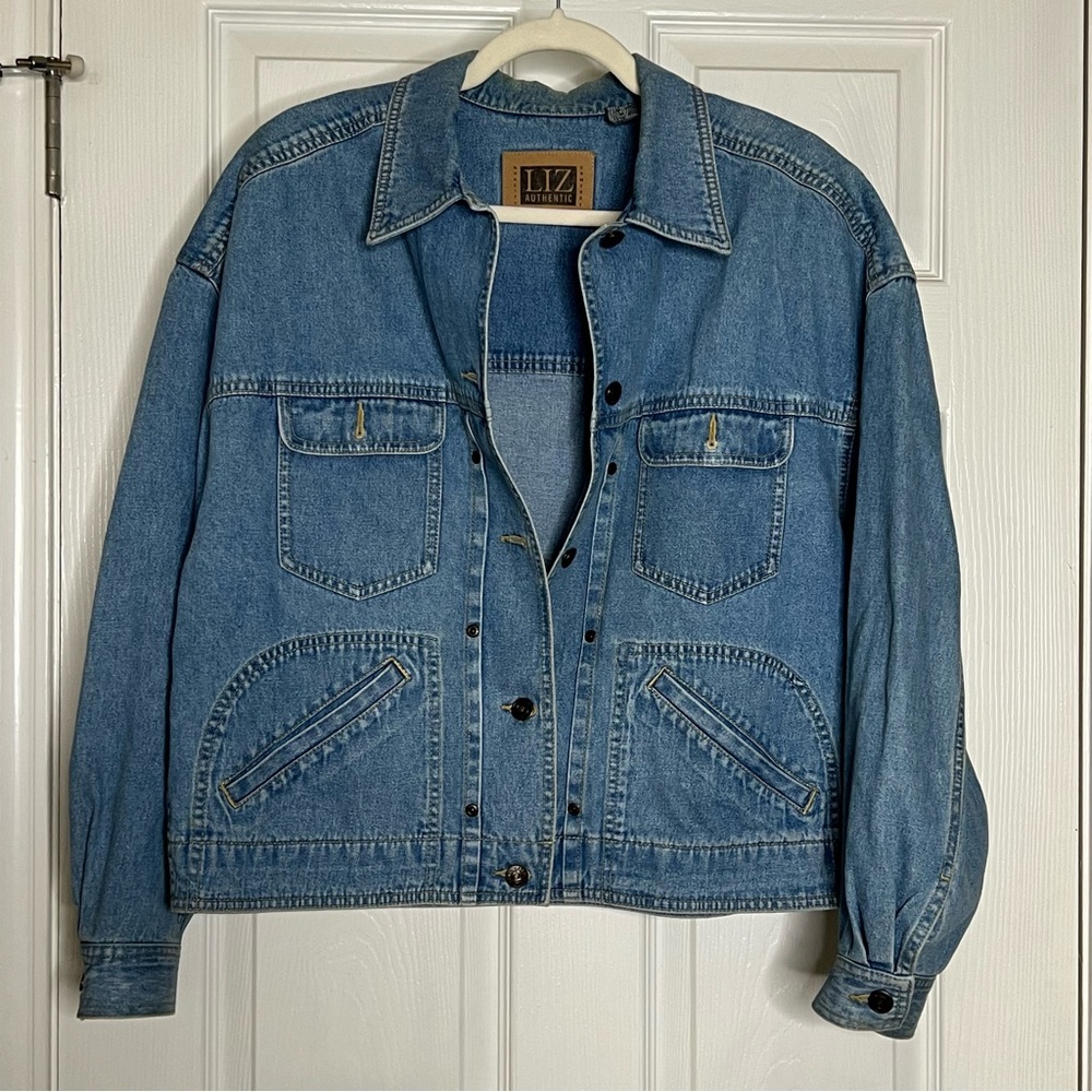 Vintage LIZ AUTHENTIC 1990’s Trucker Style Denim Women’s Jacket Size Medium